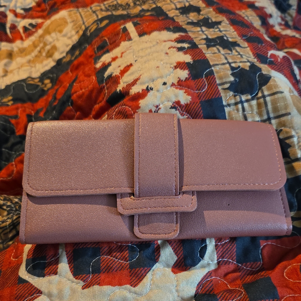 Elegant Pink Women's Soft Wallet 7.5 x 3 3/4 Inches Unbranded